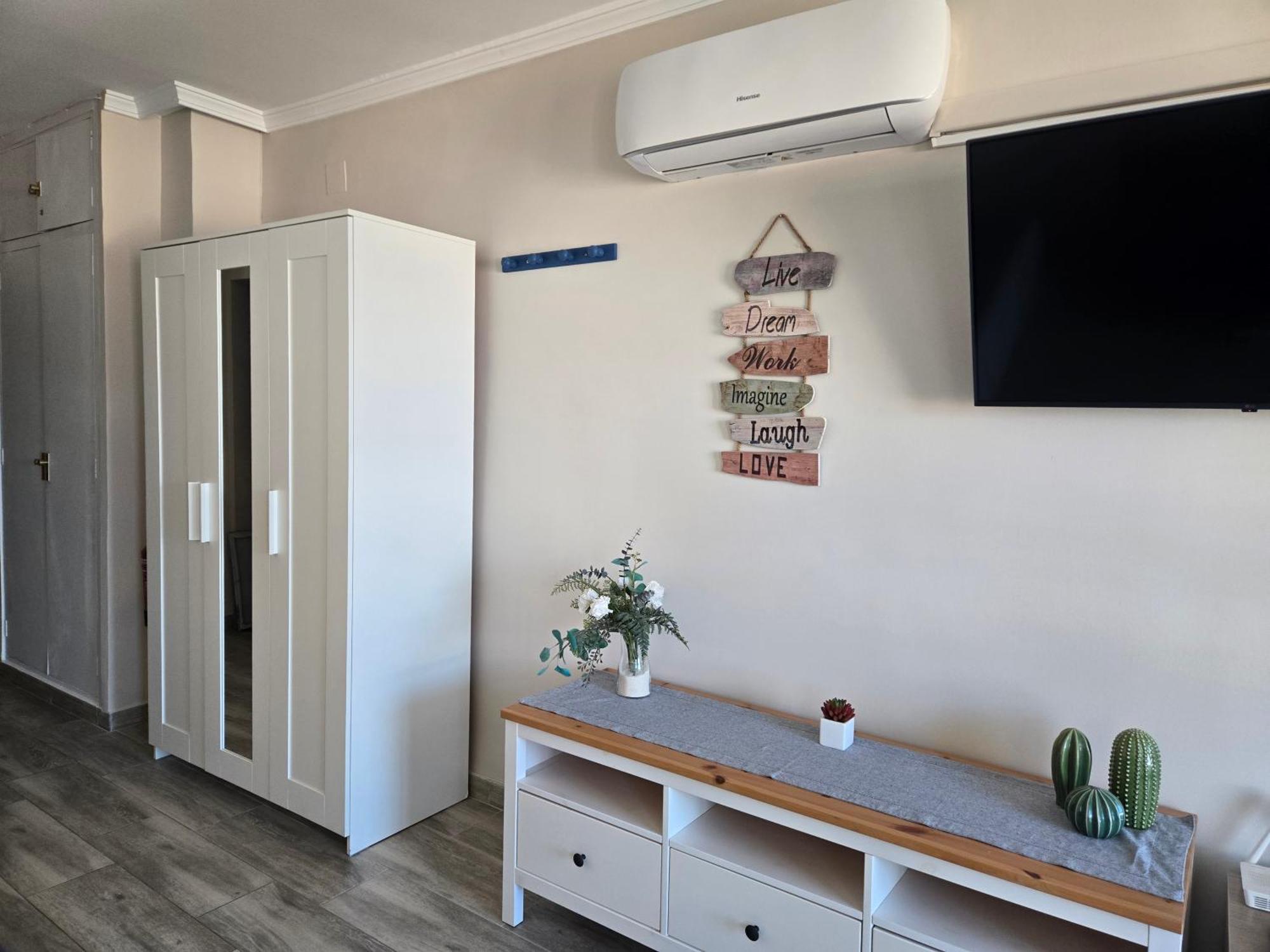 Bonito Estudio Con Vistas, Centro Torremolinos Kültér fotó